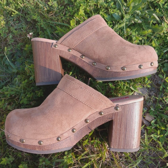 🌼 union Bay Y2K clogs - Picture 1 of 4